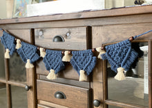 Load image into Gallery viewer, Bunting