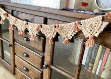 Load image into Gallery viewer, Bunting