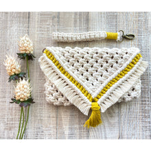 Load image into Gallery viewer, Macrame Clutch
