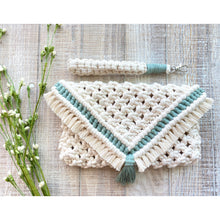 Load image into Gallery viewer, Macrame Clutch
